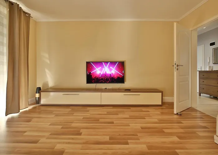 Ada Homes B6 Apartment *